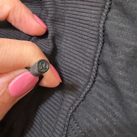 Lululemon studio crop back pants capri W6601S - Picture 3 of 7